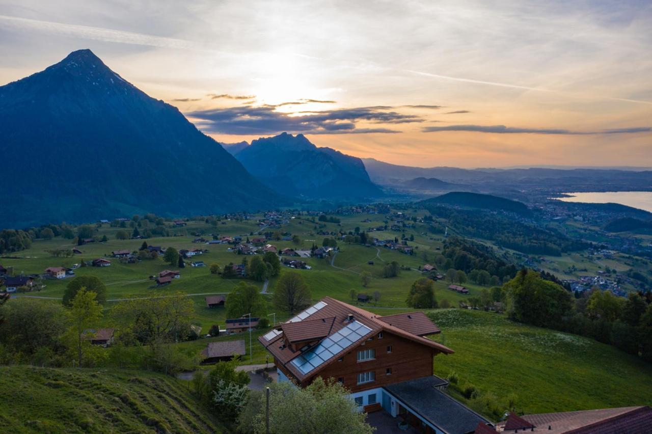 Auszeit-Hotel Z Aeschiried Aeschi Bei Spiez Buitenkant foto
